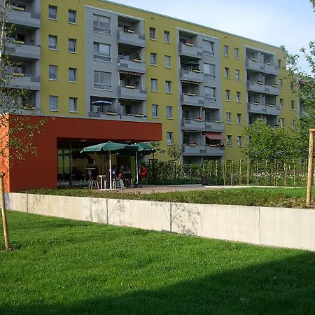 H&H Studio-Apartment Im Stadtteil Ostseeviertel Jedes Apartment Mit Kuechenzeilen - Fahrstuhl Und 24H Check In Грайфсвальд Экстерьер фото