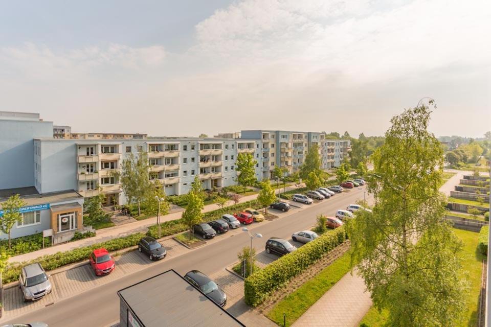 H&H Studio-Apartment Im Stadtteil Ostseeviertel Jedes Apartment Mit Kuechenzeilen - Fahrstuhl Und 24H Check In Грайфсвальд Экстерьер фото